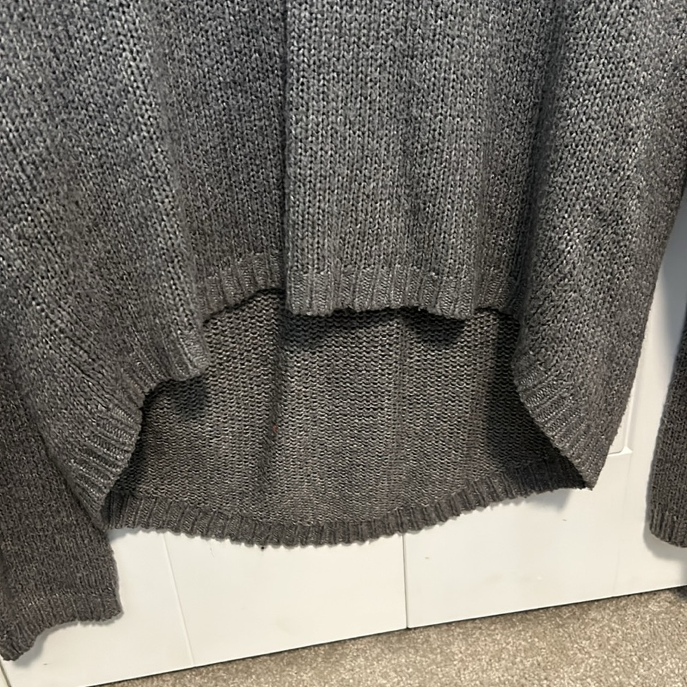 Sweater - Picture 2 of 3
